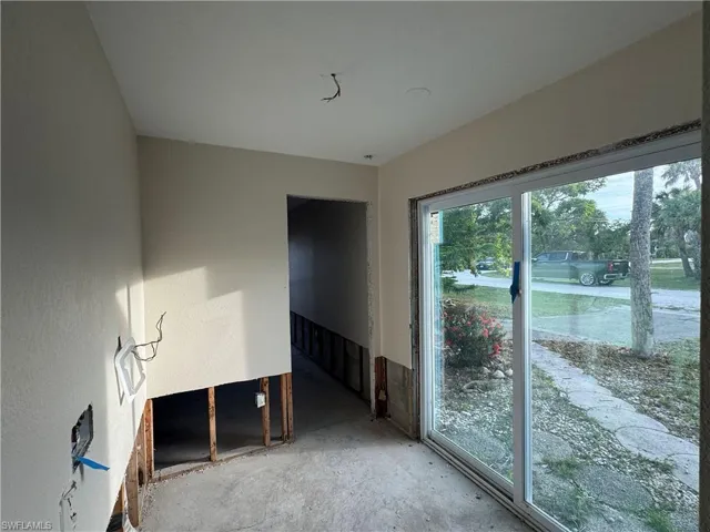1683 Atlanta Plaza Dr, Sanibel, Florida 33957