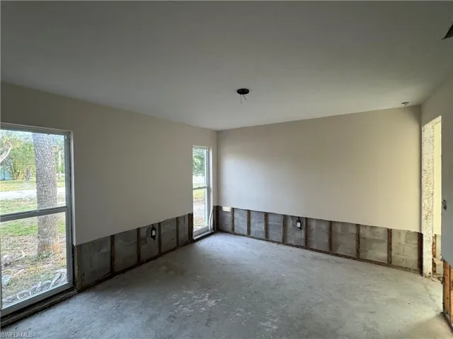 1683 Atlanta Plaza Dr, Sanibel, Florida 33957