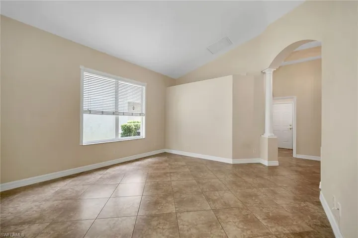 1293  Barrigona  CT, Naples, FL 34119