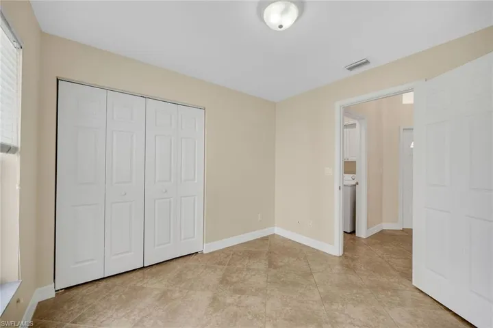 1293  Barrigona  CT, Naples, FL 34119