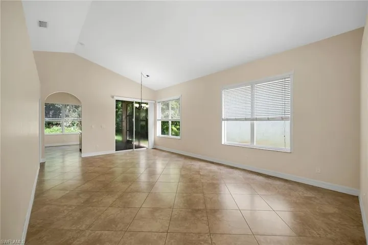 1293  Barrigona  CT, Naples, FL 34119