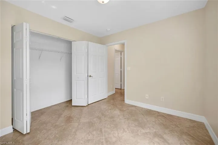 1293  Barrigona  CT, Naples, FL 34119