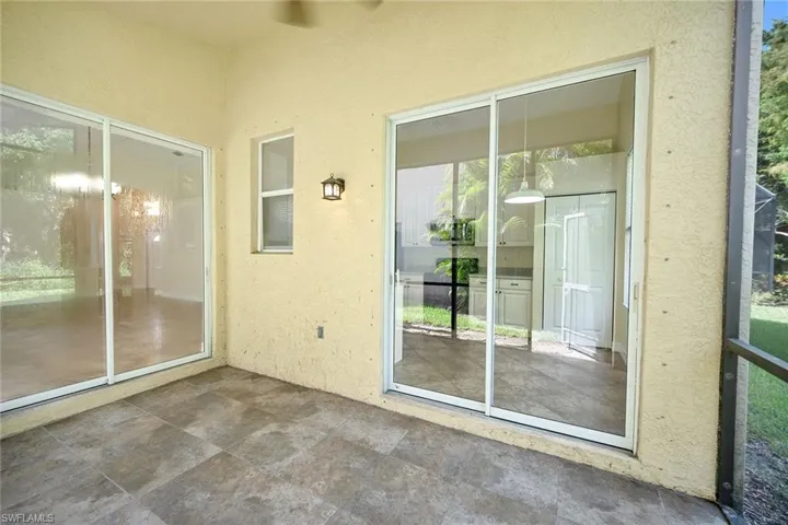 1293  Barrigona  CT, Naples, FL 34119