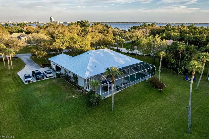 12741  Treeline  CT, North Fort Myers, FL 33903