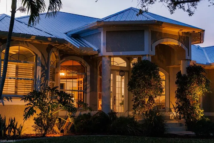 12741  Treeline  CT, North Fort Myers, FL 33903