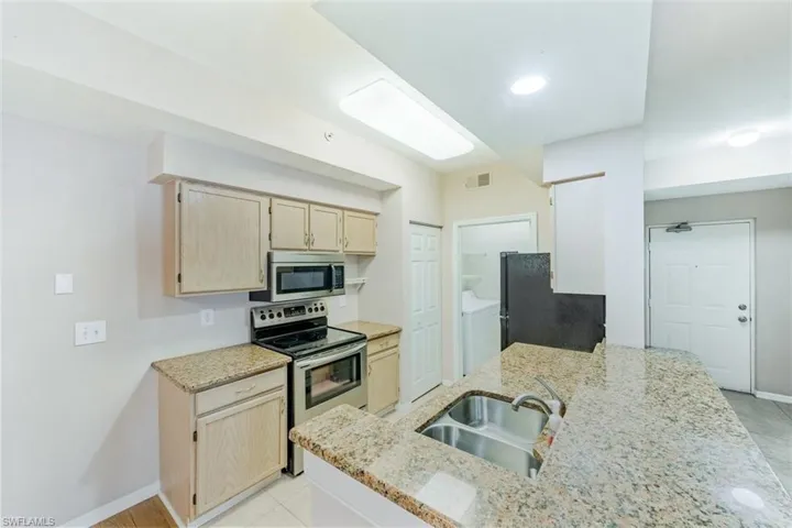 4610  Saint Croix  LN, Naples, FL 34109