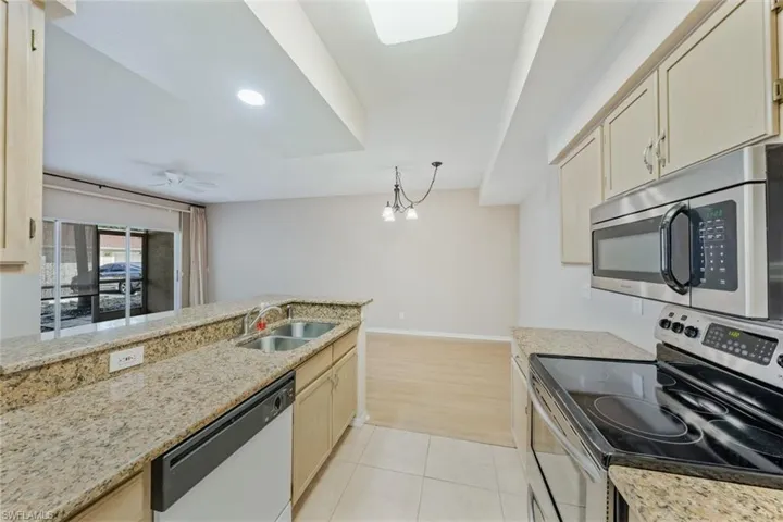 4610  Saint Croix  LN, Naples, FL 34109