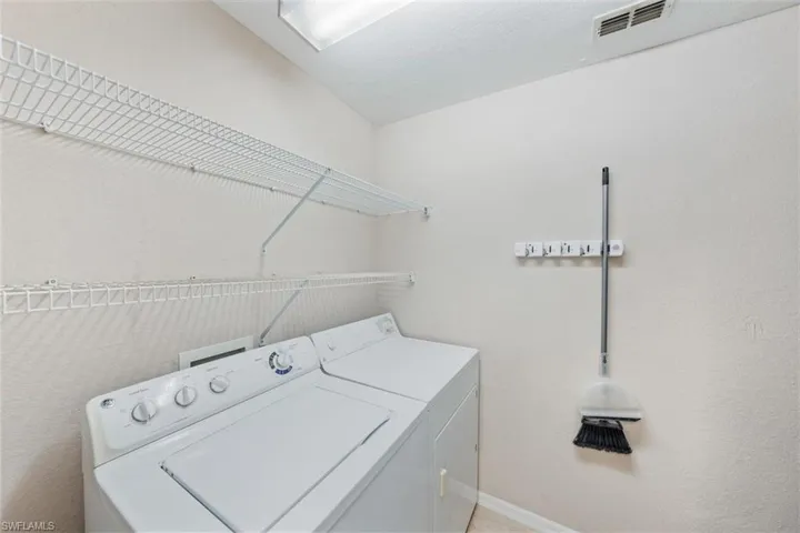 4610  Saint Croix  LN, Naples, FL 34109
