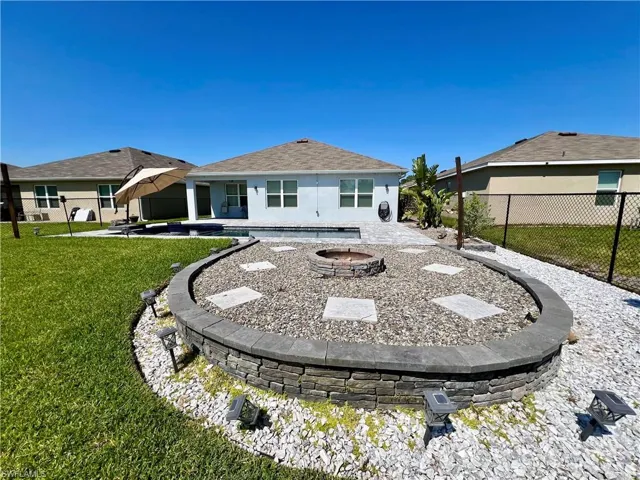 10293  Silver Pond  LN, Lehigh Acres, FL 33936