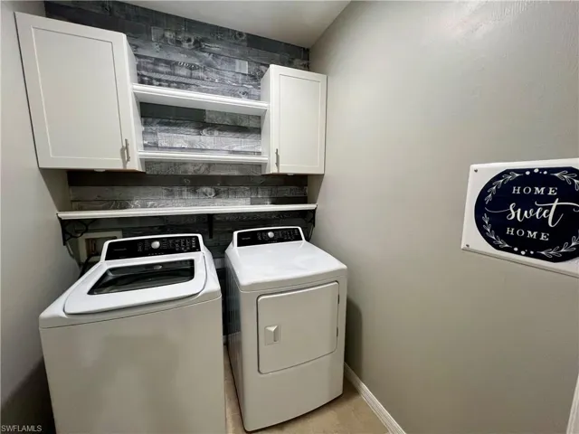 10293  Silver Pond  LN, Lehigh Acres, FL 33936