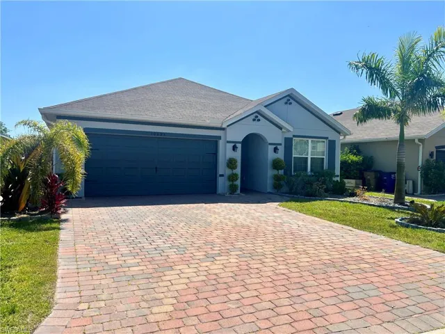 10293 Silver Pond Ln, Lehigh Acres, Florida 33936