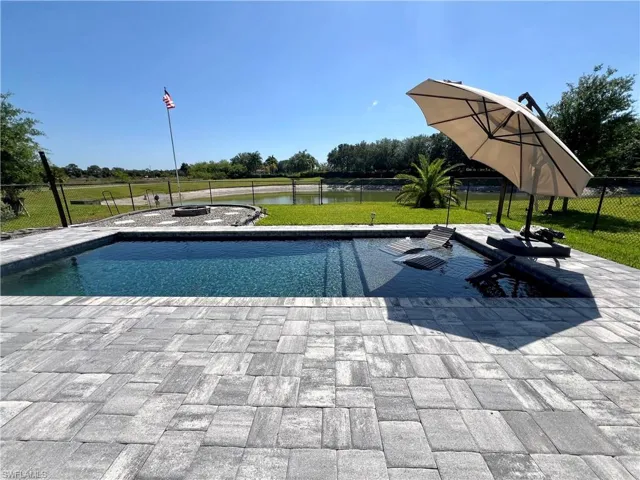 10293 Silver Pond Ln, Lehigh Acres, Florida 33936