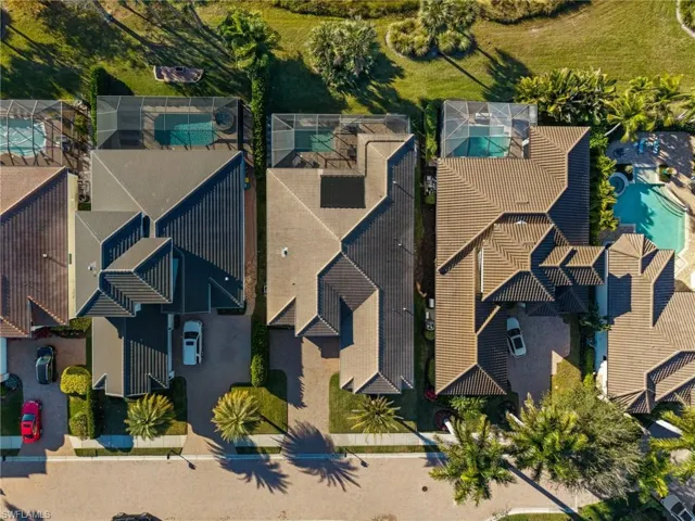 6821 Il Regalo Cir, Naples, Florida 34109