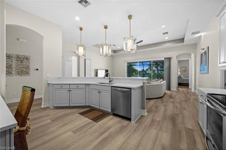 6821 Il Regalo Cir, Naples, Florida 34109