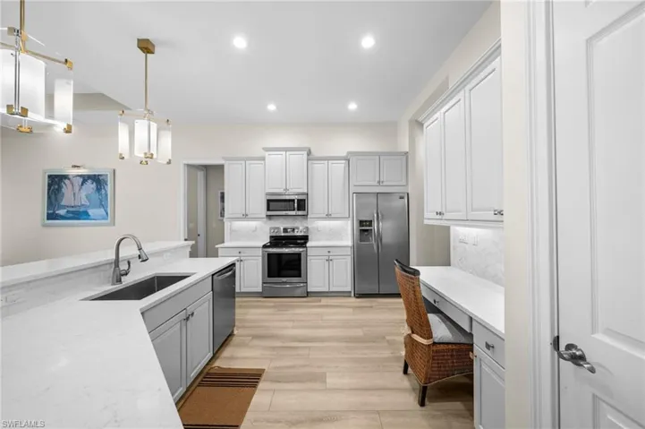 6821 Il Regalo Cir, Naples, Florida 34109