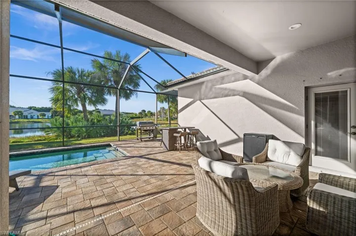 6821 Il Regalo Cir, Naples, Florida 34109