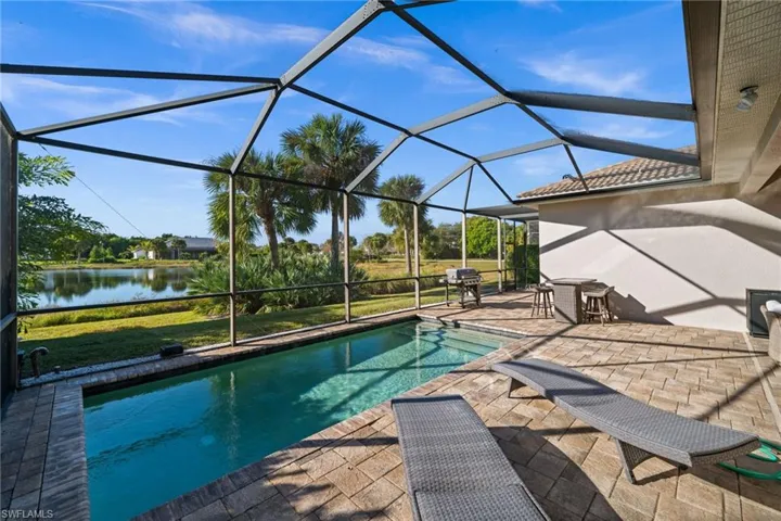 6821 Il Regalo Cir, Naples, Florida 34109