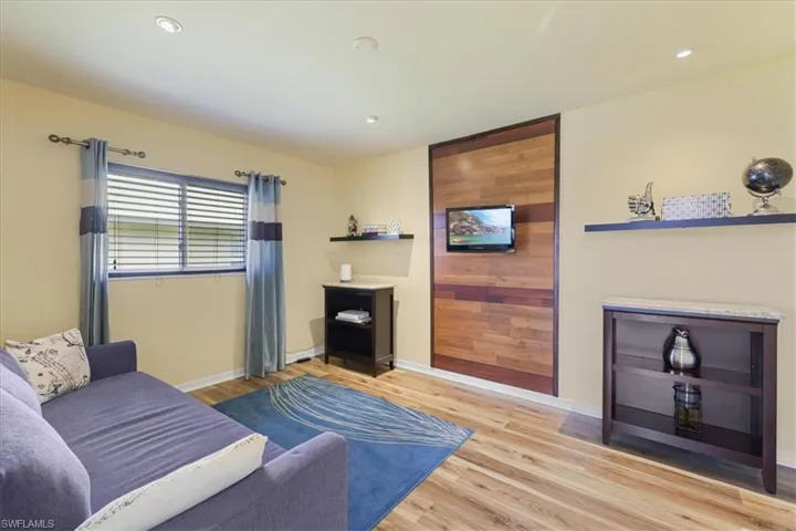 Offers a pull-out couch for extra guests