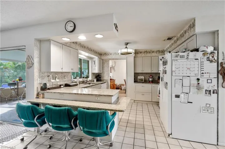 18102 Adams CIR, FORT MYERS FL 33967