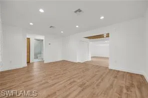 4462 E Riverside  DR, Fort Myers, FL 33905