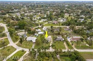 4462 E Riverside  DR, Fort Myers, FL 33905