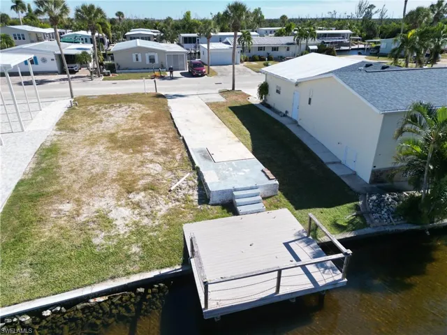 Ready for your new home right here at the end of the cul-de-sac