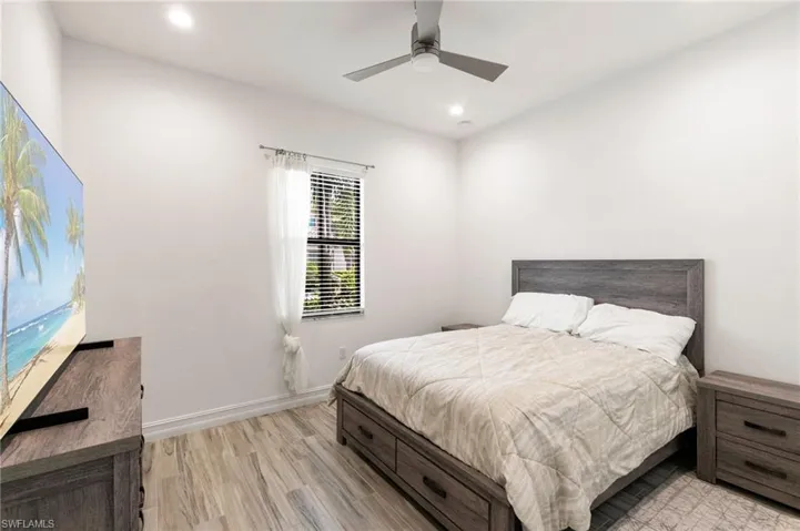 9344 Glenforest Dr, Naples, Florida 34120