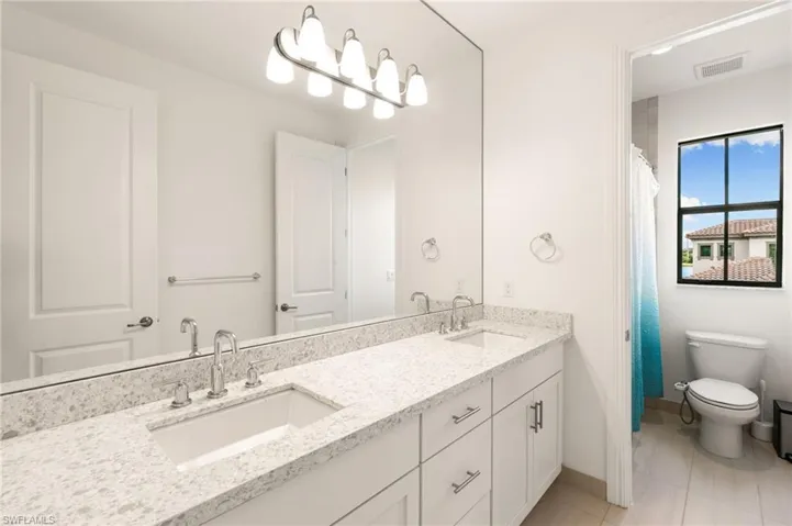 9344 Glenforest Dr, Naples, Florida 34120