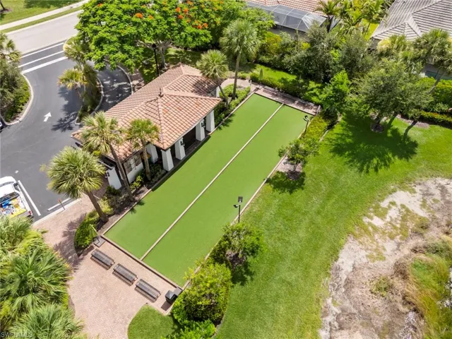 9344 Glenforest Dr, Naples, Florida 34120