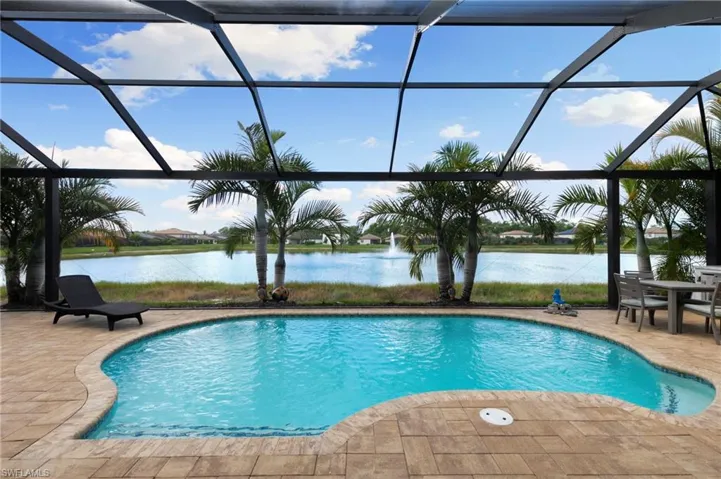 9344 Glenforest Dr, Naples, Florida 34120
