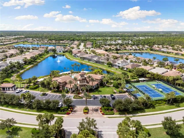 9344 Glenforest Dr, Naples, Florida 34120