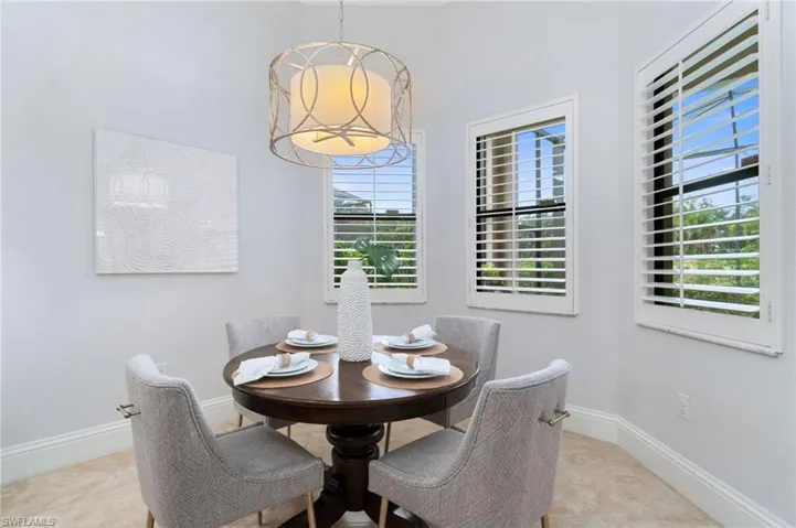 15847  Secoya Reserve  CIR, Naples, FL 34110