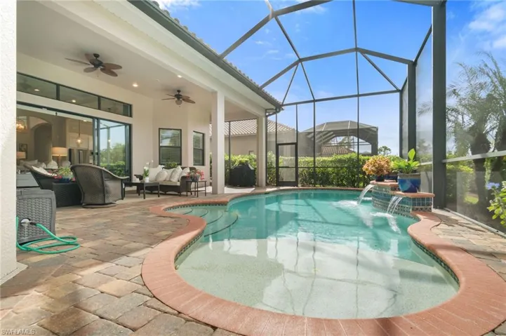 15847  Secoya Reserve  CIR, Naples, FL 34110