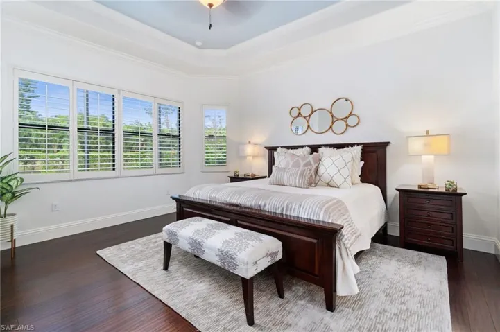 15847  Secoya Reserve  CIR, Naples, FL 34110
