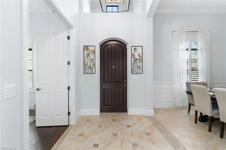 15847  Secoya Reserve  CIR, Naples, FL 34110