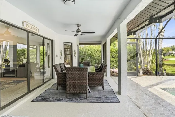 Dining room with a ceiling fan