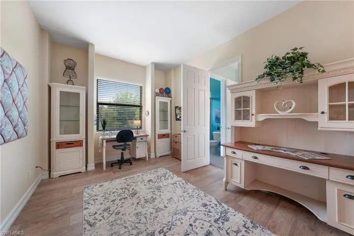 10194  Avalon Lake  CIR, Fort Myers, FL 33913