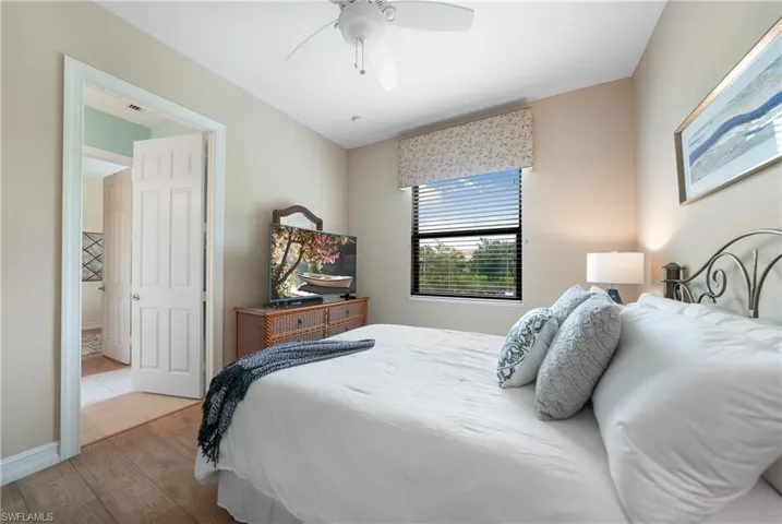 10194  Avalon Lake  CIR, Fort Myers, FL 33913