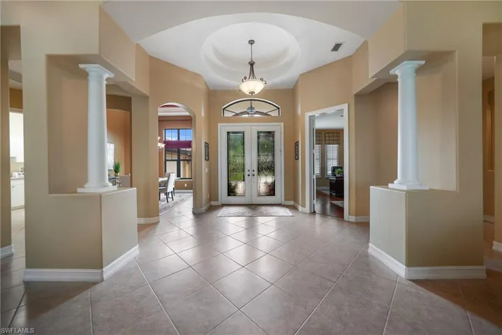 10194  Avalon Lake  CIR, Fort Myers, FL 33913