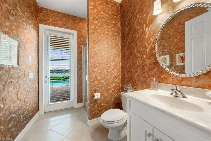 10194  Avalon Lake  CIR, Fort Myers, FL 33913