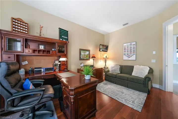 10194  Avalon Lake  CIR, Fort Myers, FL 33913