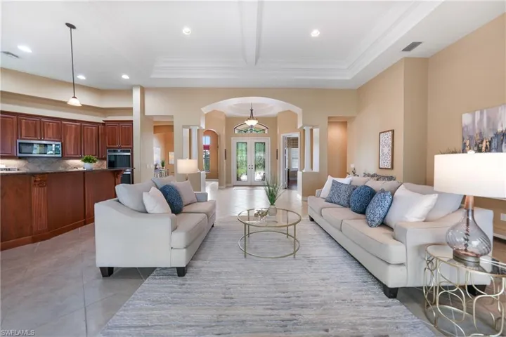 10194  Avalon Lake  CIR, Fort Myers, FL 33913