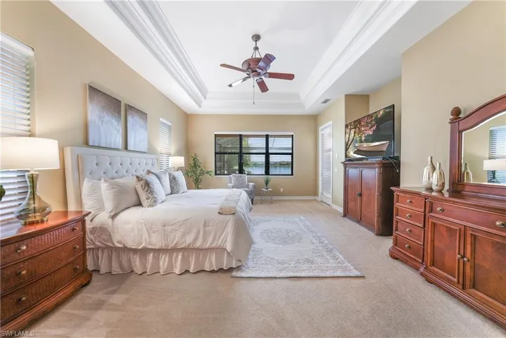 10194  Avalon Lake  CIR, Fort Myers, FL 33913