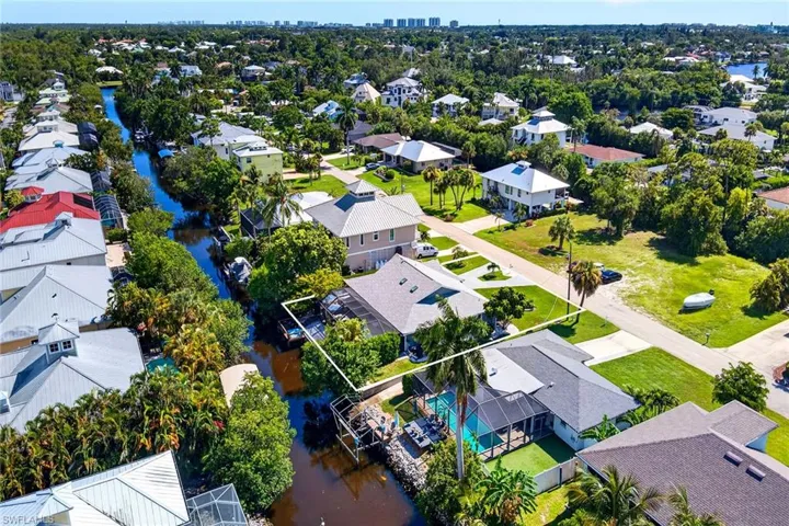 27115 Belle Rio Dr, Bonita Springs, Florida 34135