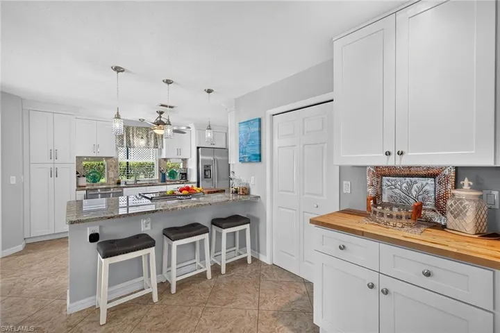 27115 Belle Rio Dr, Bonita Springs, Florida 34135