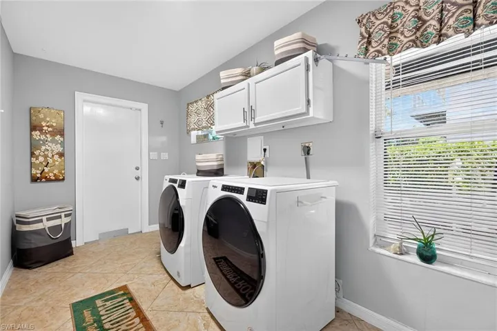 27115 Belle Rio Dr, Bonita Springs, Florida 34135