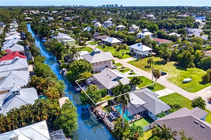 27115 Belle Rio Dr, Bonita Springs, Florida 34135
