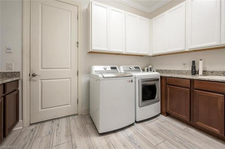 8487 Palacio TER W, NAPLES FL 34114