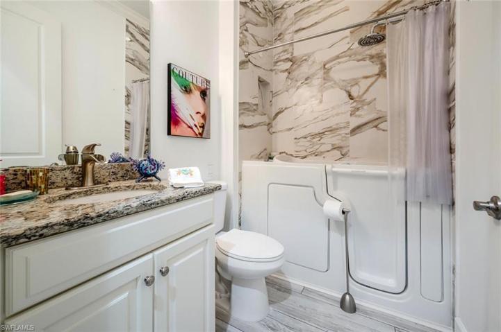 8487 Palacio TER W, NAPLES FL 34114