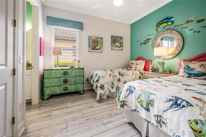 8487 Palacio TER W, NAPLES FL 34114